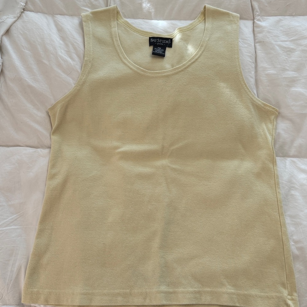 Bay Studio Tank Top Pale Yellow Medium petite